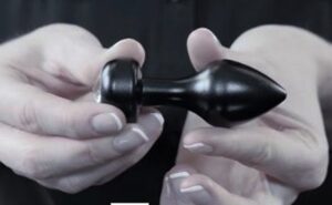 Jeweled Butt Plug For Beginners Fetish Fantasy Series Limited Edition Black