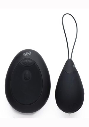 Vibrating Egg Clitoral Vibrator - Black