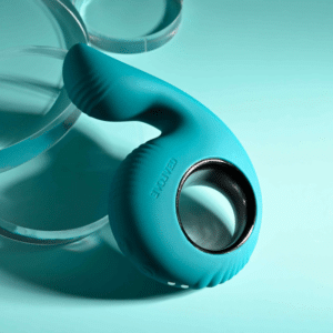 Thumbs Up Rechargeable Clitoral Vibrator With Ringed Handle Base - Green