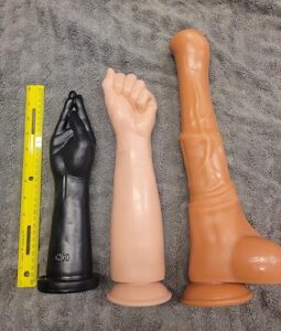Realistic Clenched Fist Big Realistic Dildo Fisting Sex Toy Flesh 13 Inches photo review
